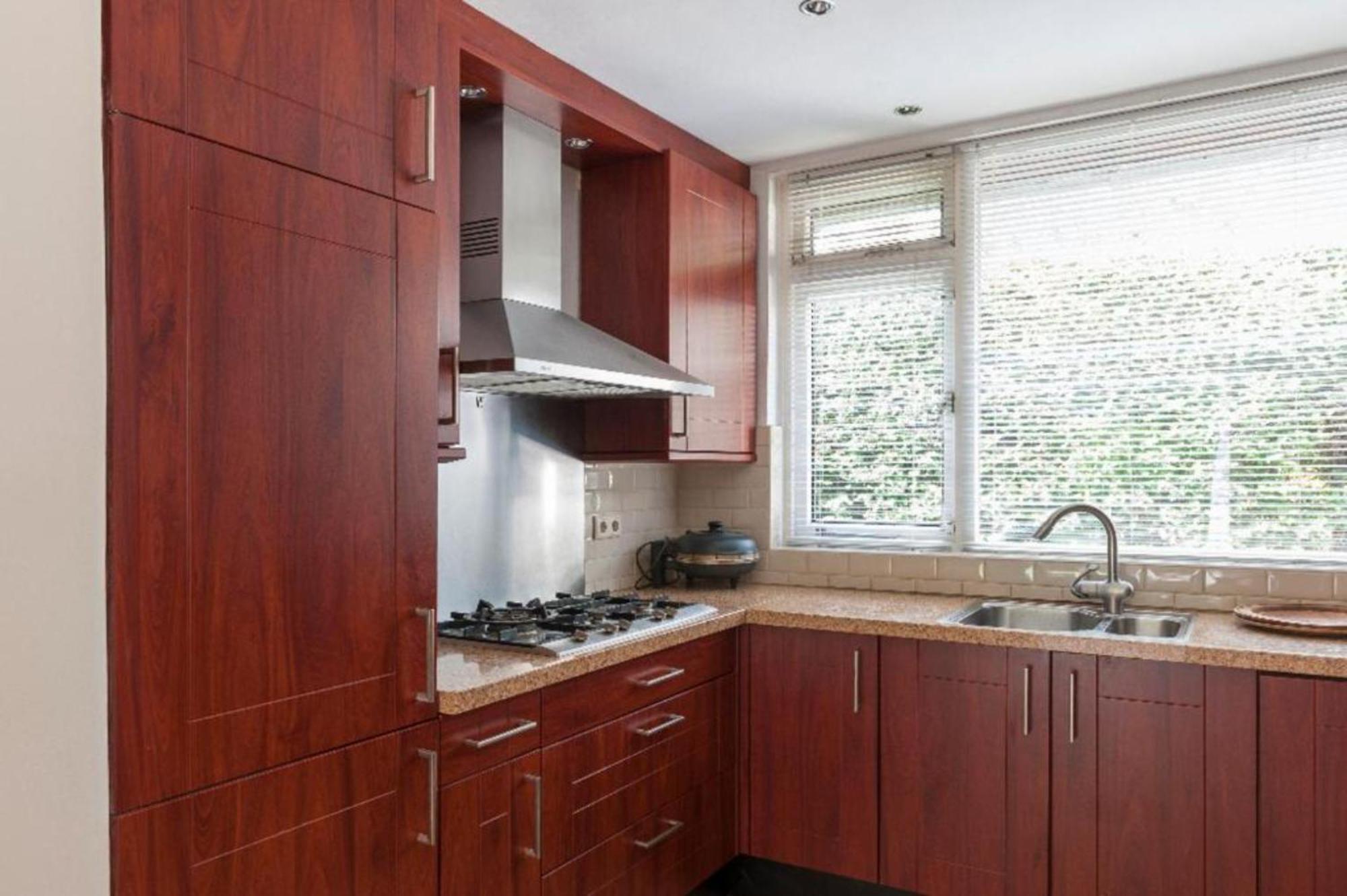 Ground Floor And Twin Bedroom In Luxurious Villa With Beautiful Garden Very Near Tue And Centre Eindhoven Luaran gambar