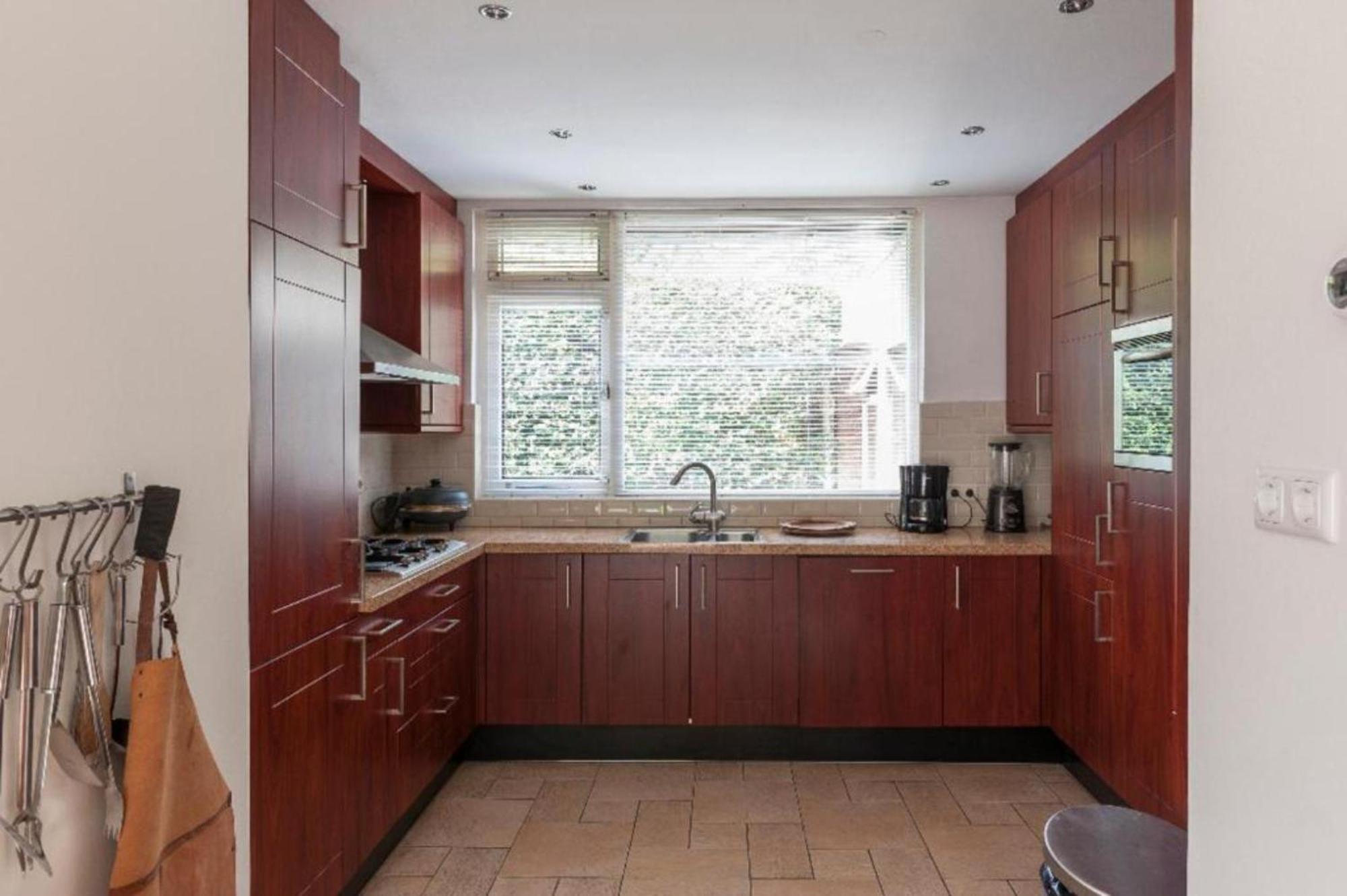 Ground Floor And Twin Bedroom In Luxurious Villa With Beautiful Garden Very Near Tue And Centre Eindhoven Luaran gambar