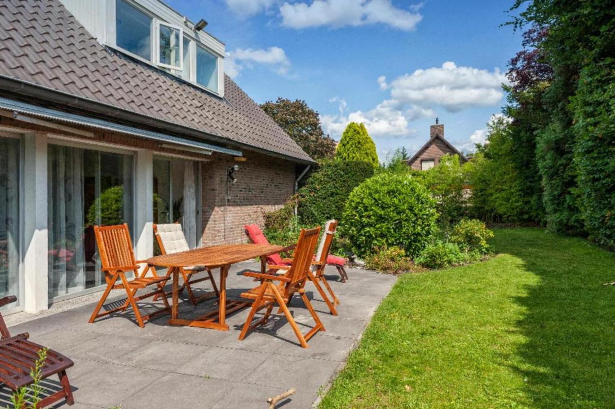 Ground Floor And Twin Bedroom In Luxurious Villa With Beautiful Garden Very Near Tue And Centre Eindhoven Luaran gambar